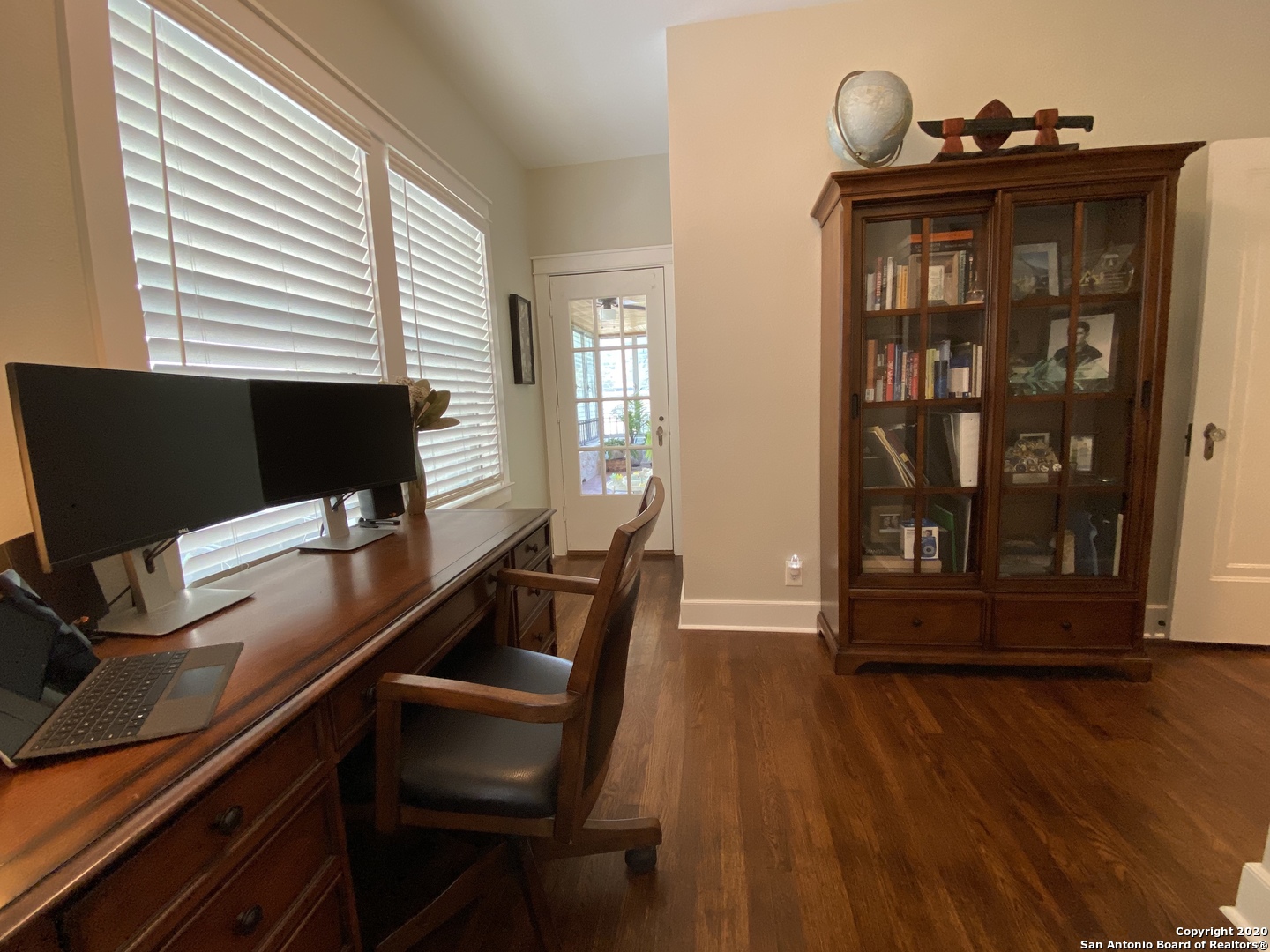 107 W Ridgewood Court San Antonio TX 78212