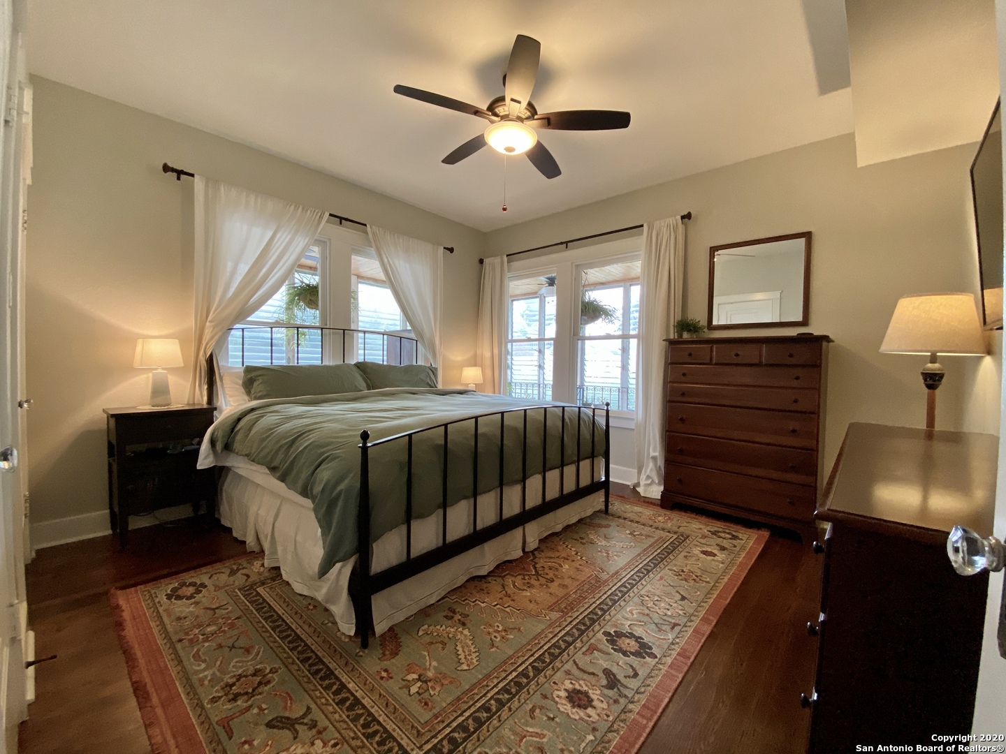 107 W Ridgewood Court San Antonio TX 78212