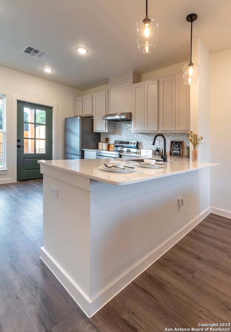 5927 Prue Road San Antonio TX 78240