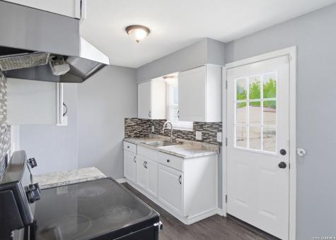 309 Jeanette Drive Converse TX 78109