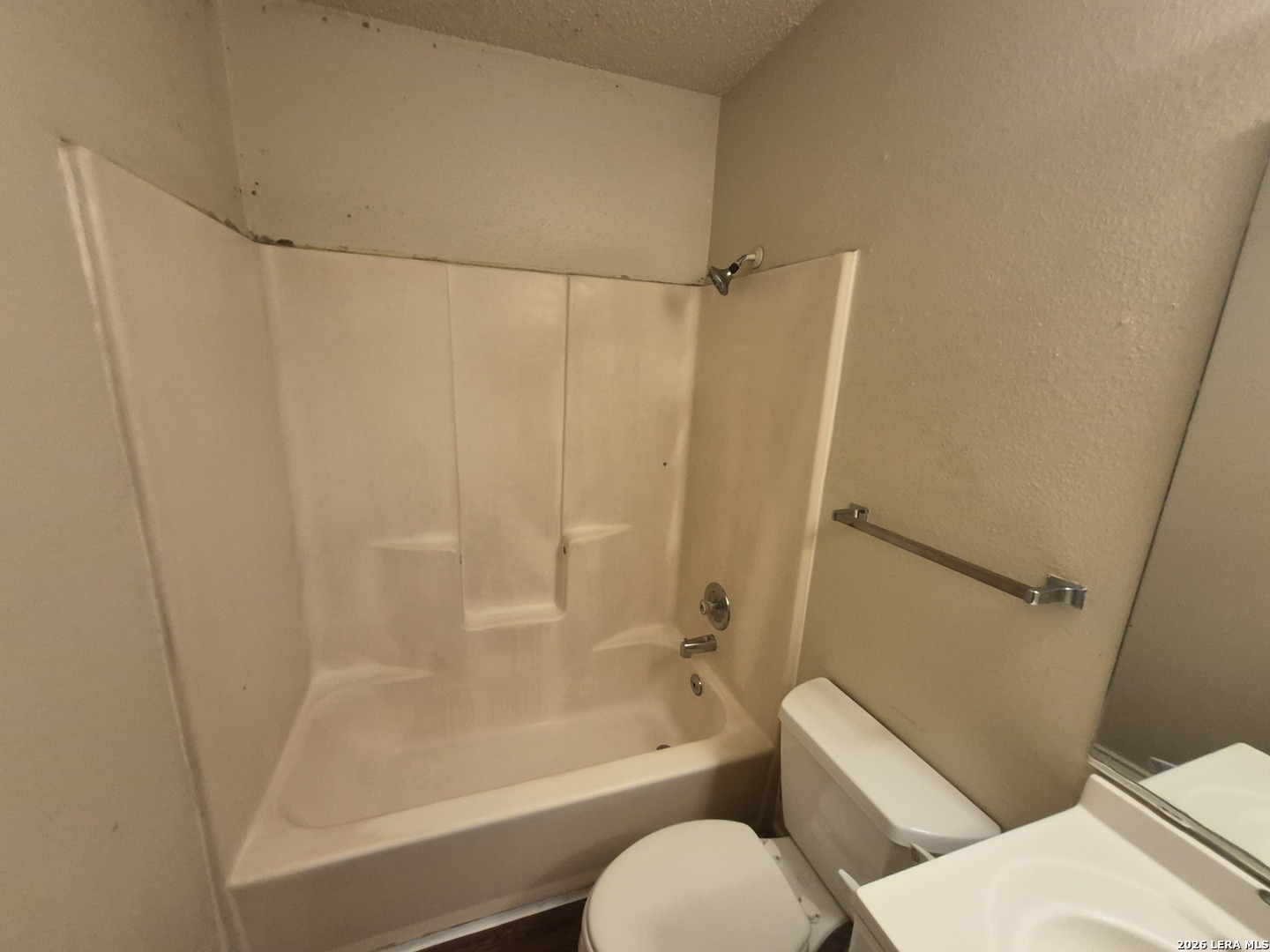 5201 Meadow Field San Antonio TX 78250
