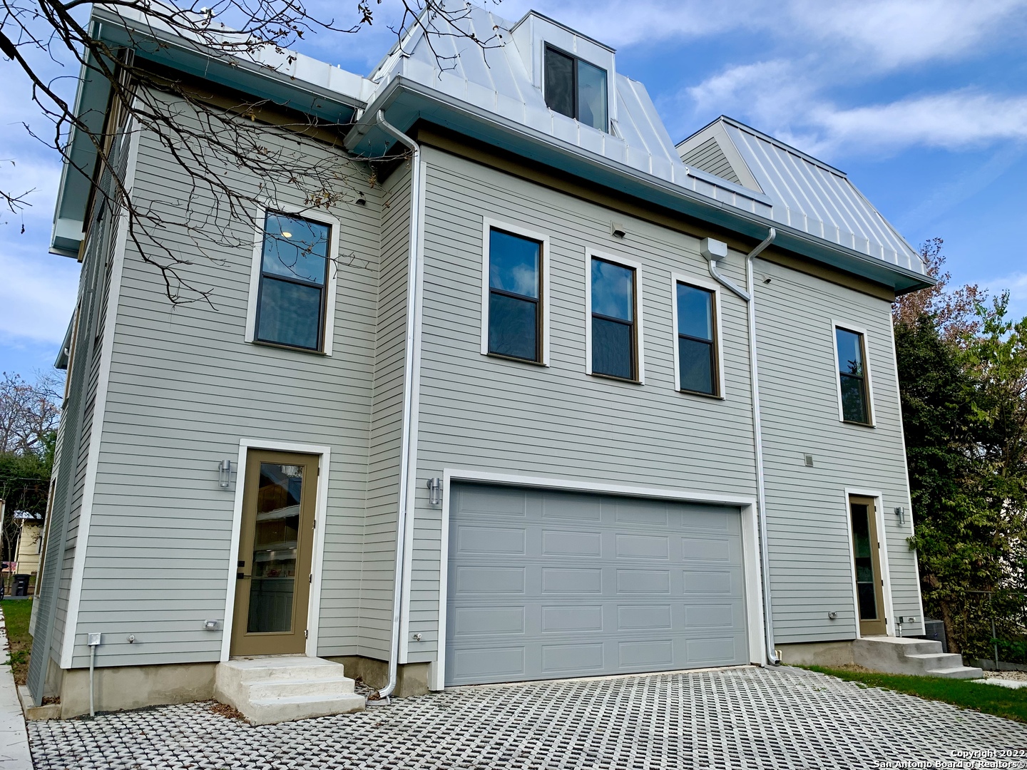 808 E Carson Street San Antonio TX 78208