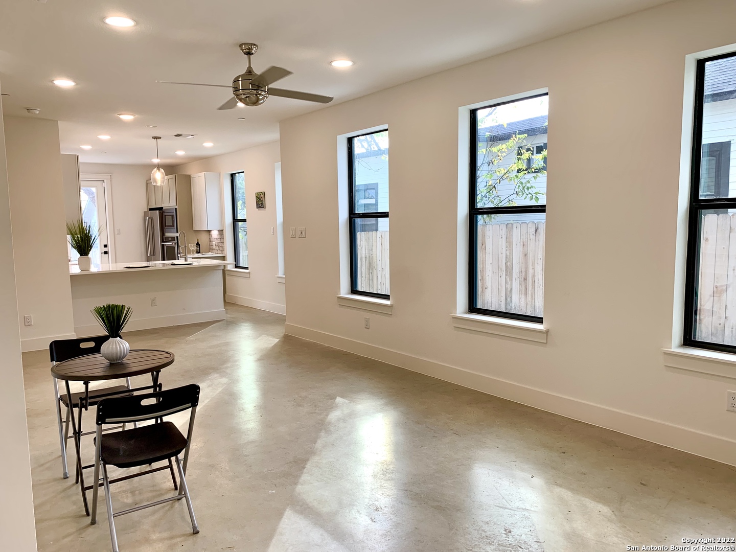 808 E Carson Street San Antonio TX 78208