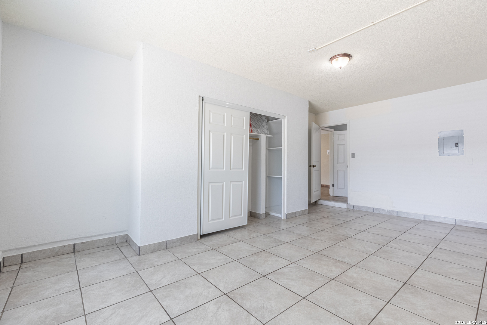 5702 Sunrise Laurel San Antonio TX 78244