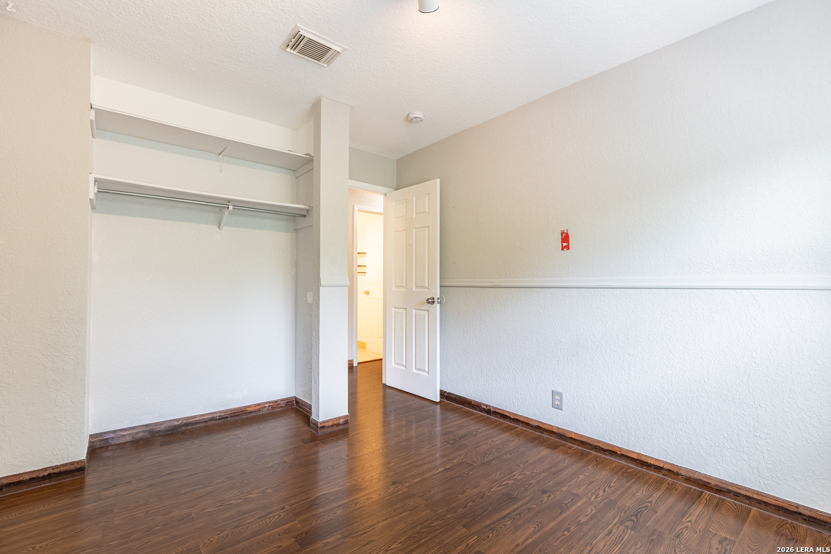 5702 Sunrise Laurel San Antonio TX 78244