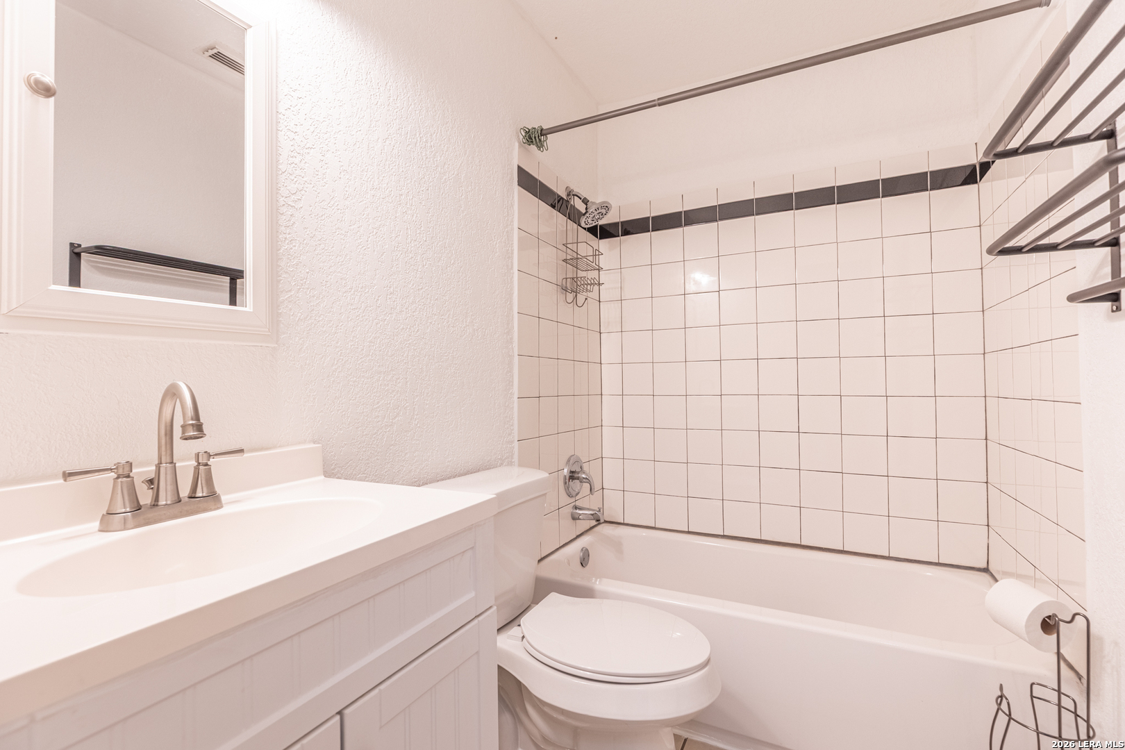 5702 Sunrise Laurel San Antonio TX 78244