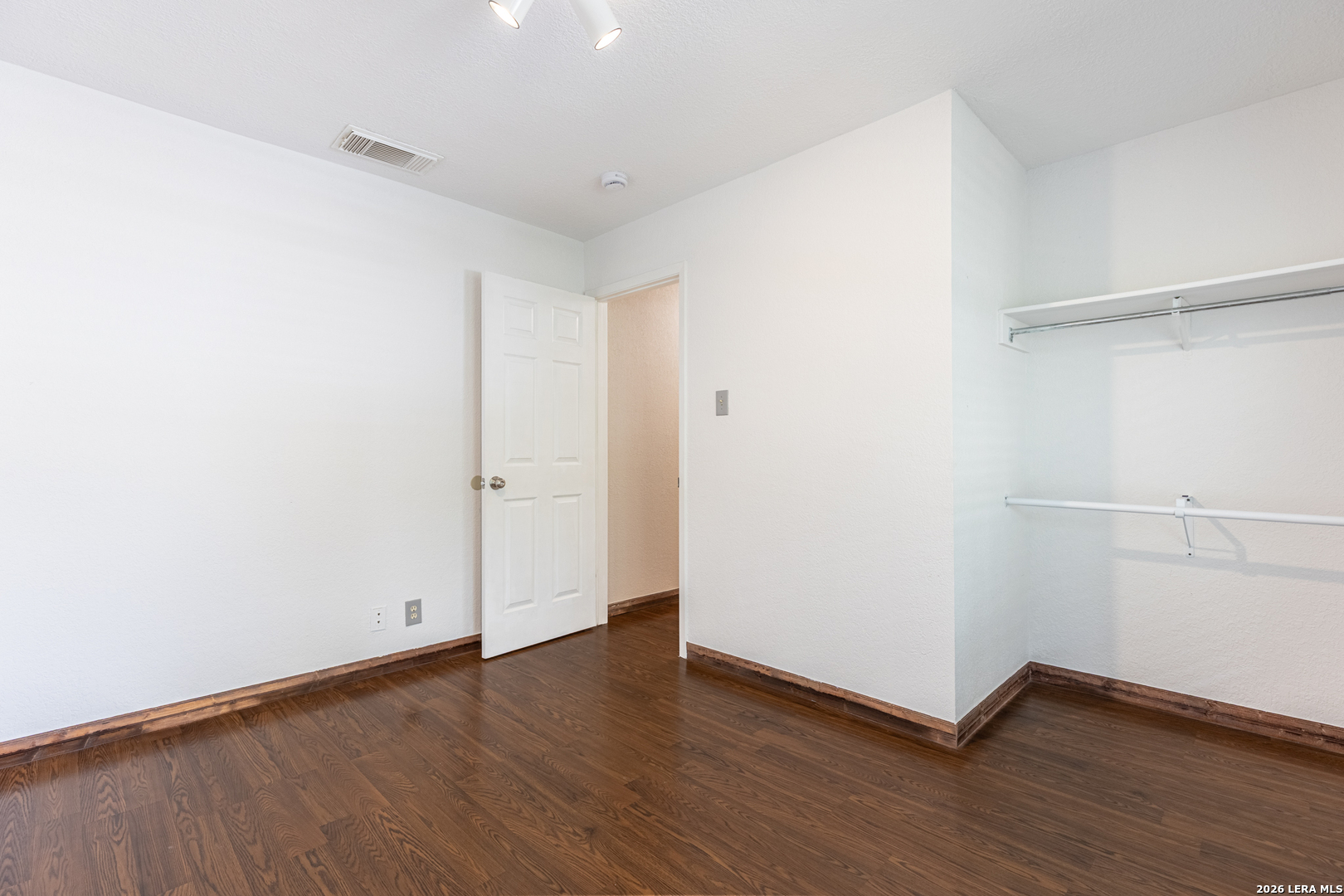 5702 Sunrise Laurel San Antonio TX 78244