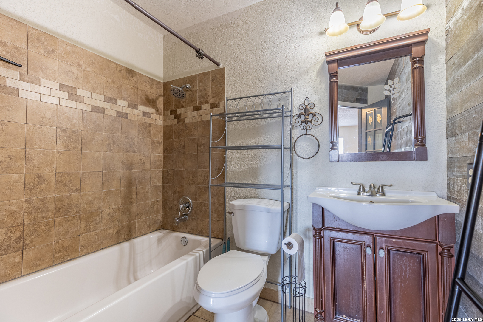 5702 Sunrise Laurel San Antonio TX 78244