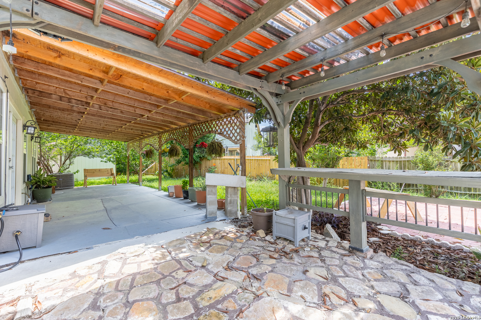 5702 Sunrise Laurel San Antonio TX 78244