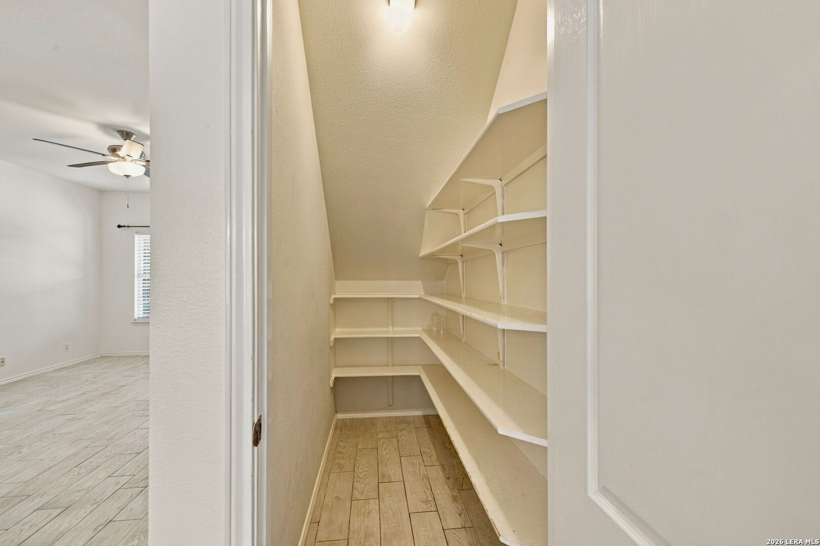 5562 Painter Green San Antonio TX 78240