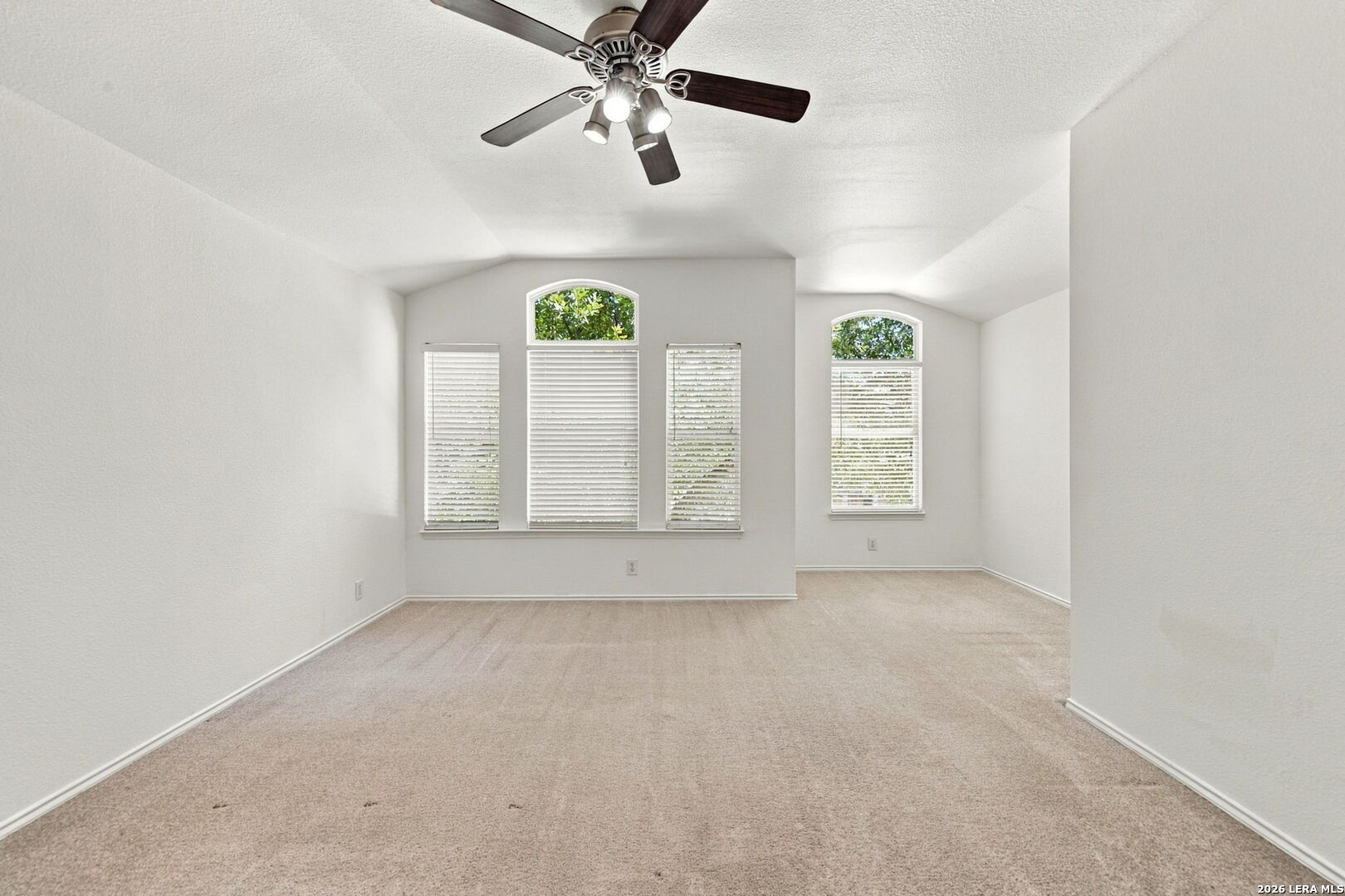 5562 Painter Green San Antonio TX 78240