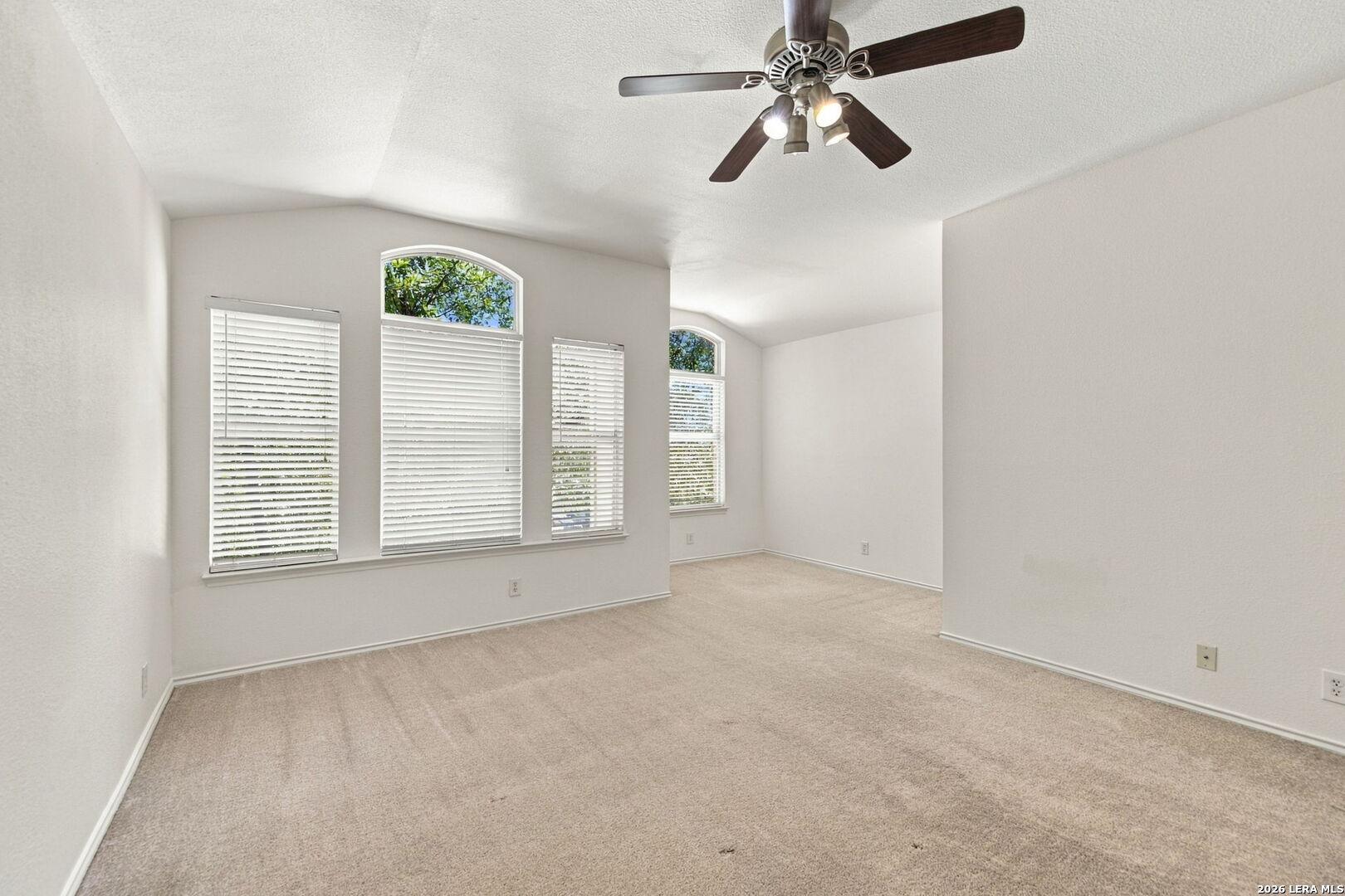 5562 Painter Green San Antonio TX 78240