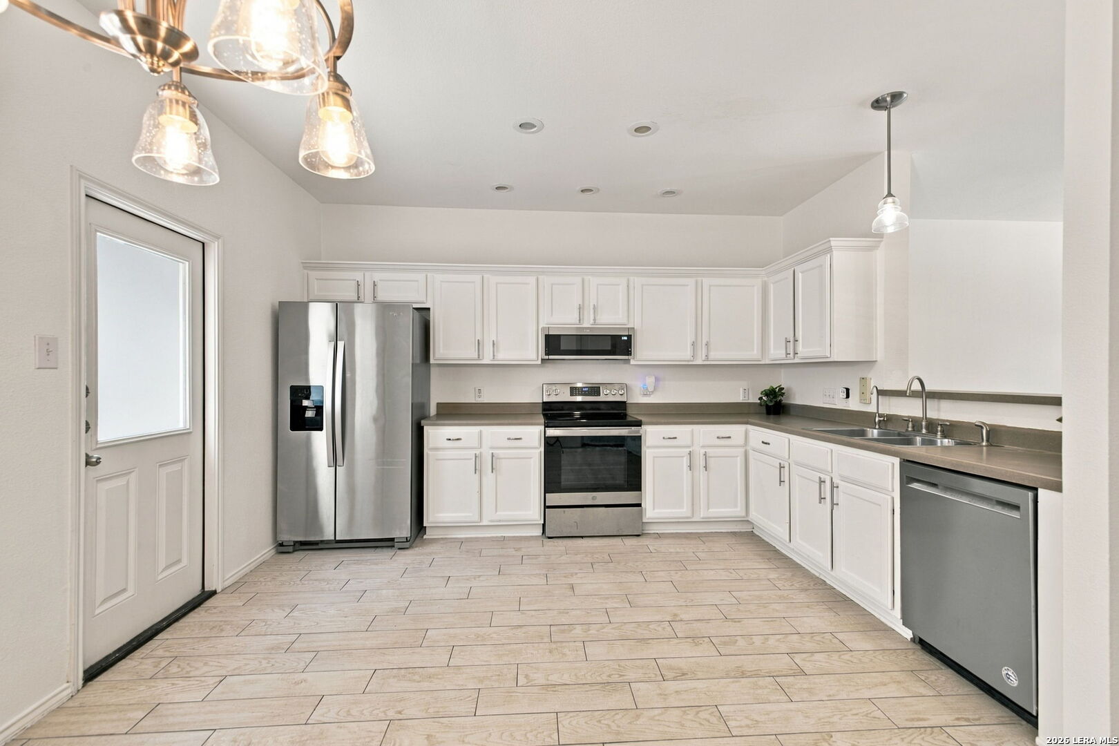 5562 Painter Green San Antonio TX 78240