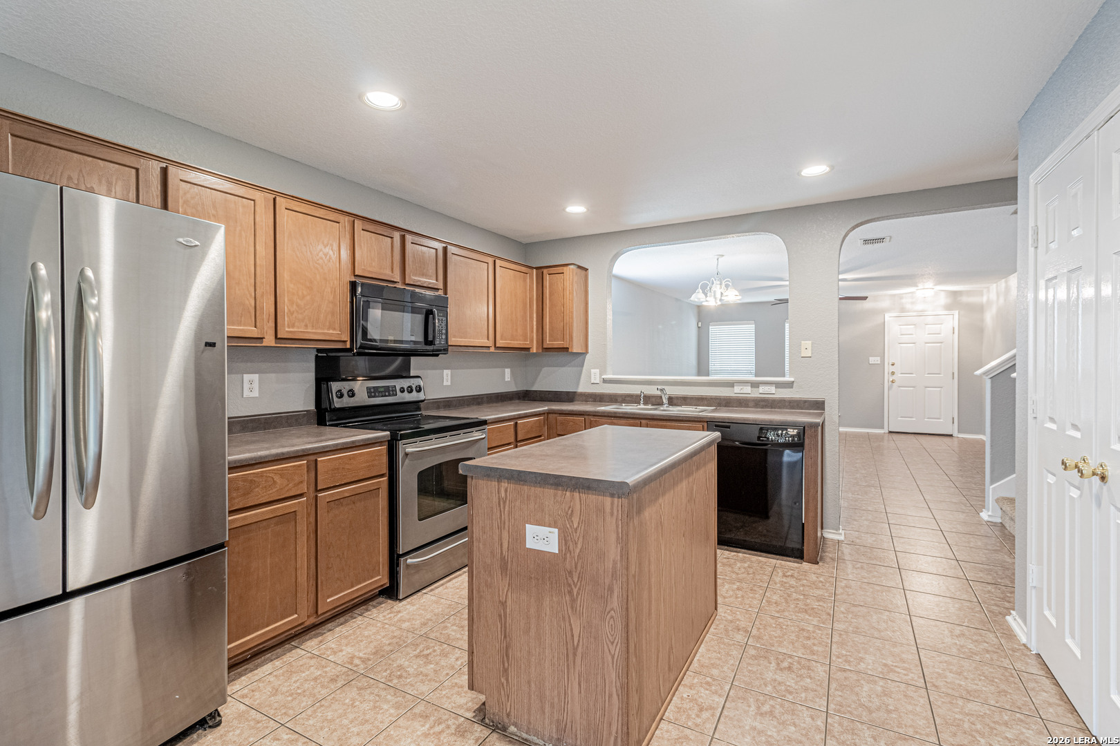 326 Diana Drive Converse TX 78109