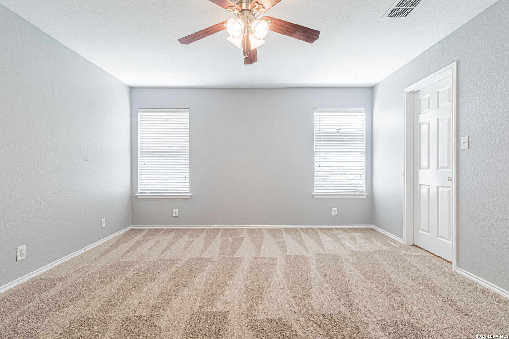 326 Diana Drive Converse TX 78109
