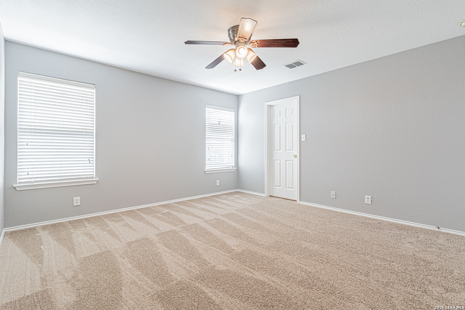326 Diana Drive Converse TX 78109