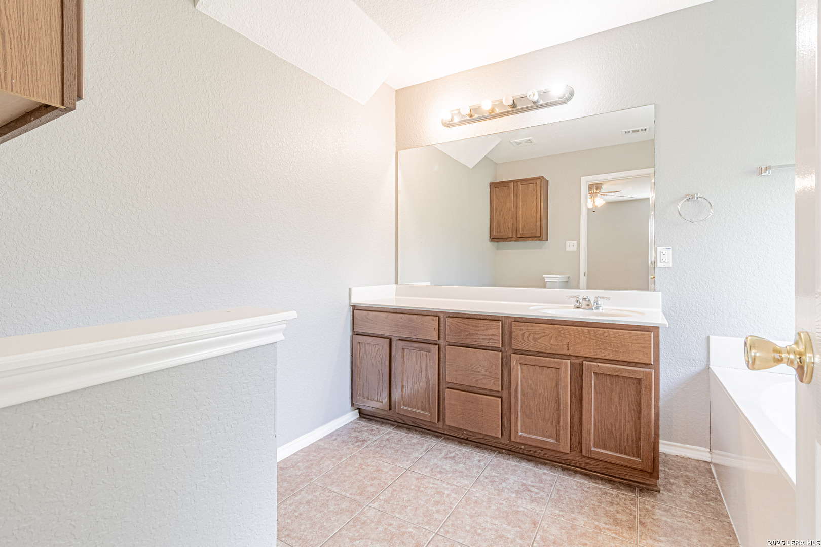 326 Diana Drive Converse TX 78109