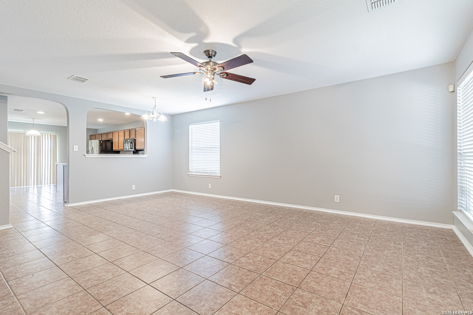 326 Diana Drive Converse TX 78109