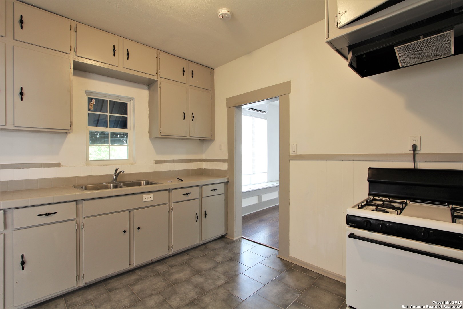 706 Canton San Antonio TX 78202