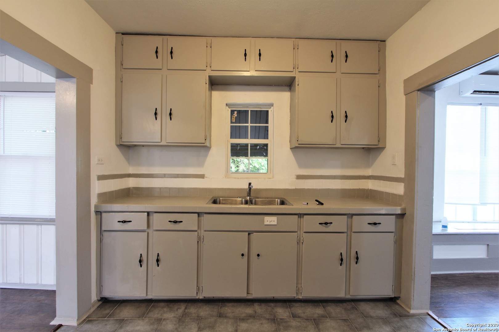 706 Canton San Antonio TX 78202