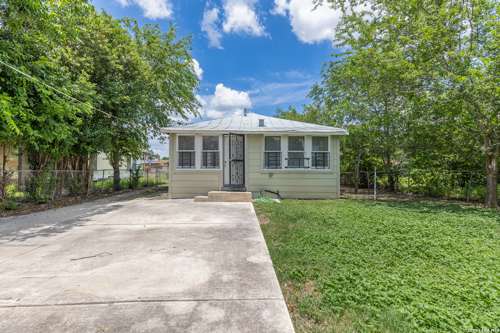706 Canton San Antonio TX 78202