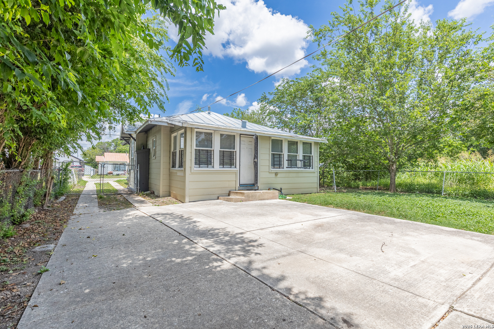 706 Canton San Antonio TX 78202