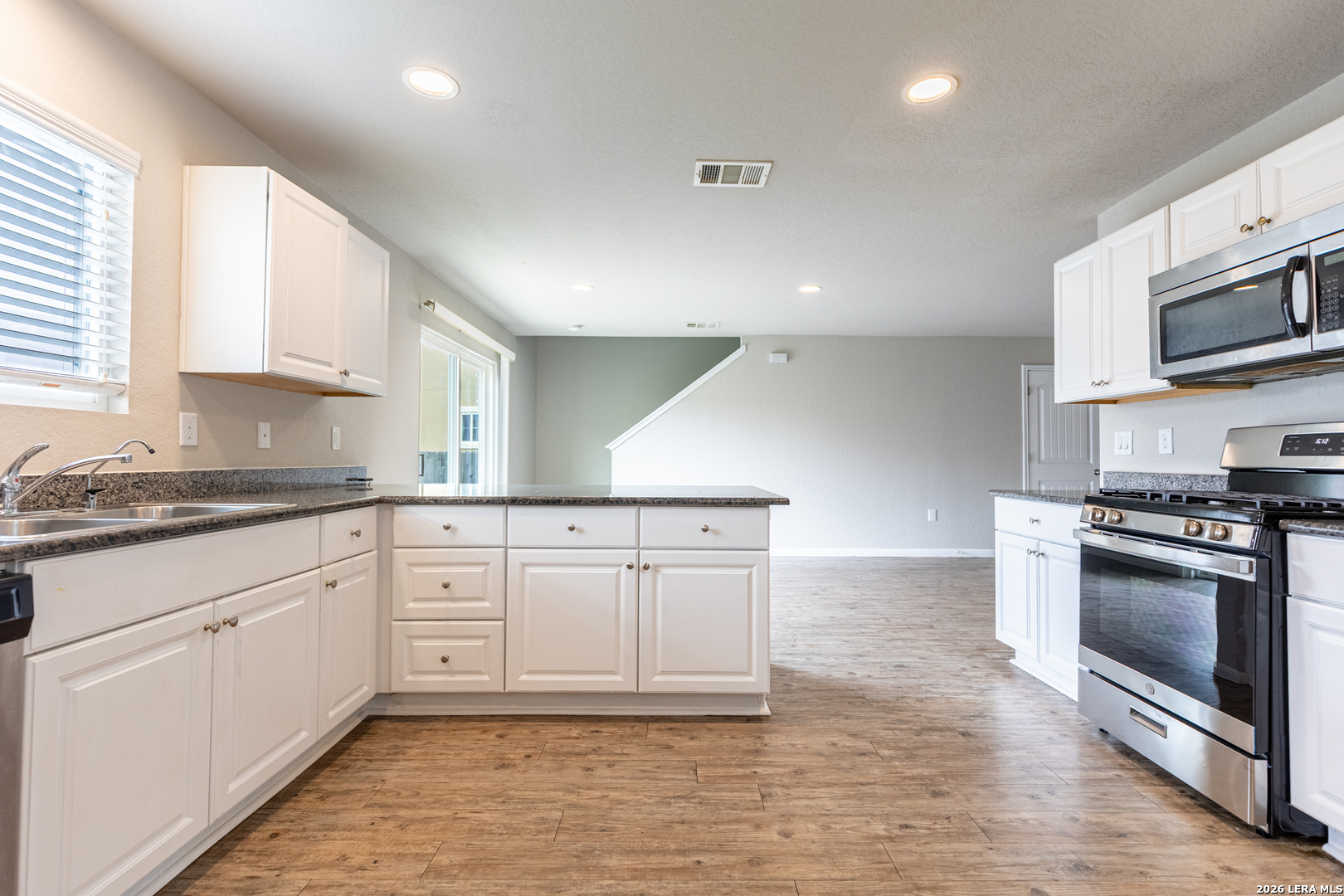 10430 Legacy Cove San Antonio TX 78240