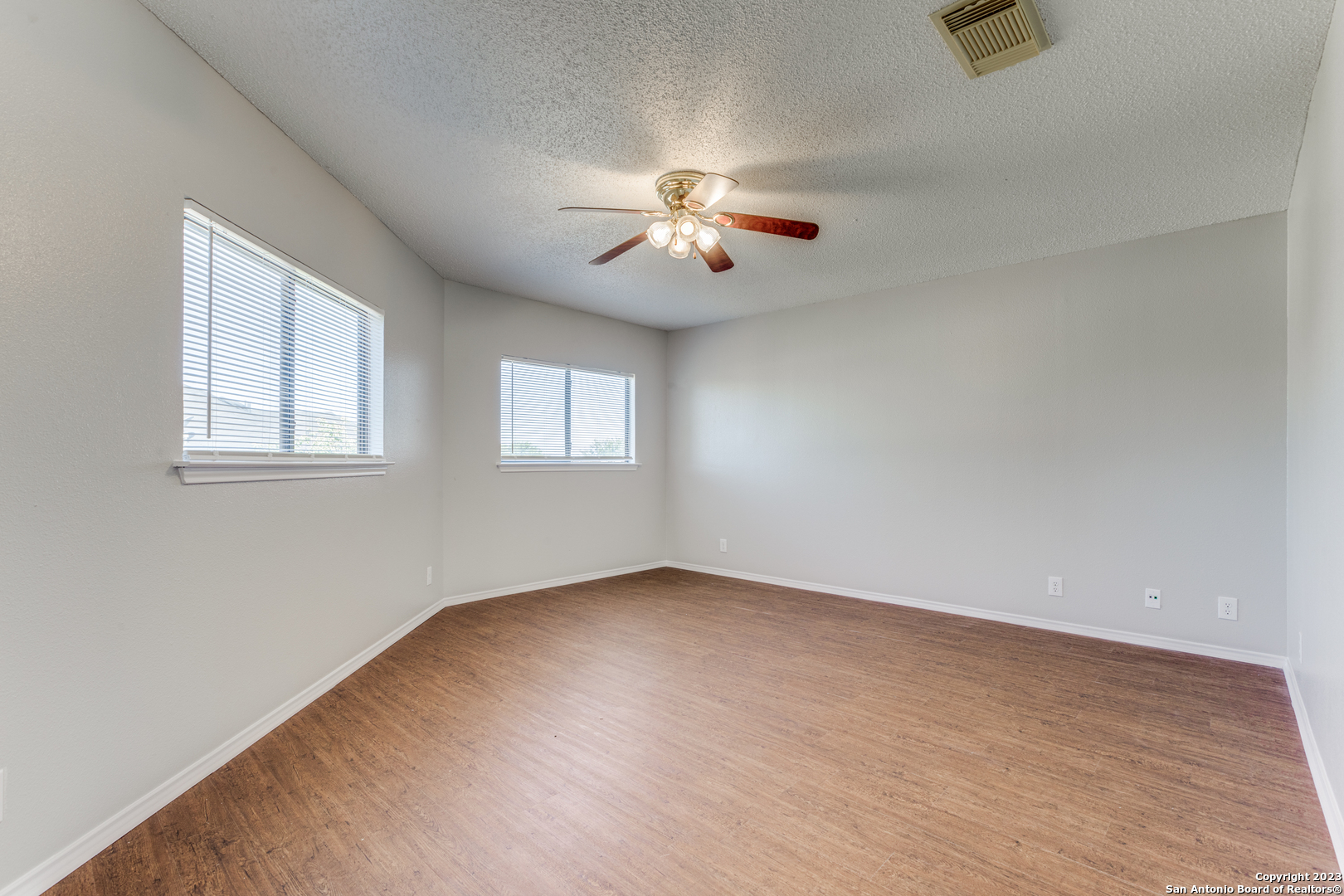 9 Crystal Moon San Antonio TX 78238