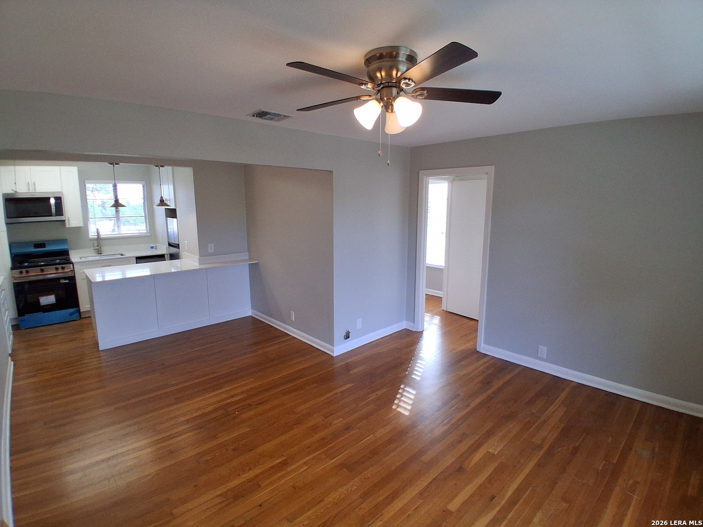 710 W French Place San Antonio TX 78212