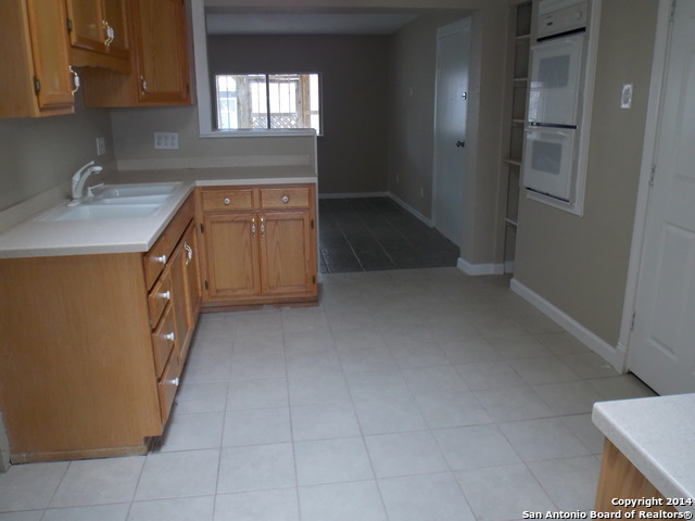 1862 Kendalia Avenue San Antonio TX 78224