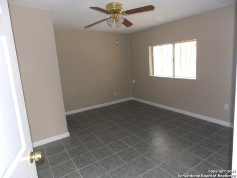 1862 Kendalia Avenue San Antonio TX 78224