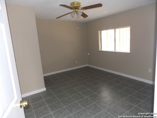 1862 Kendalia Avenue San Antonio TX 78224