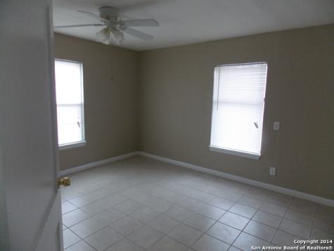 1862 Kendalia Avenue San Antonio TX 78224