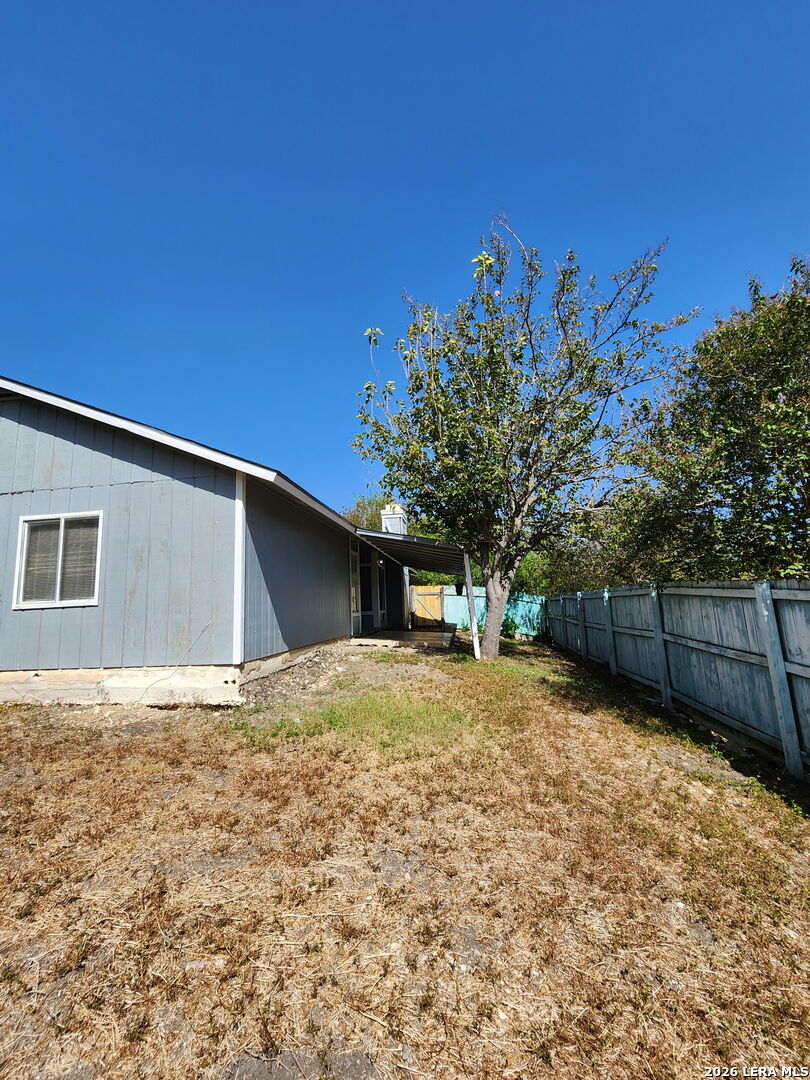 8422 Clear Meadow Converse TX 78109