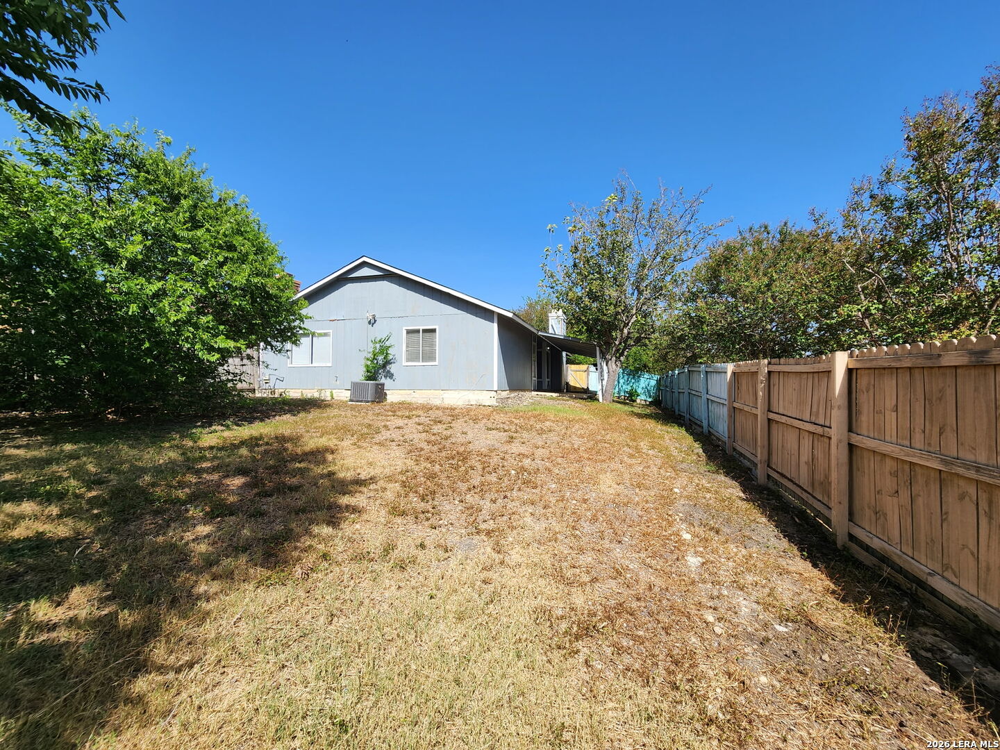 8422 Clear Meadow Converse TX 78109
