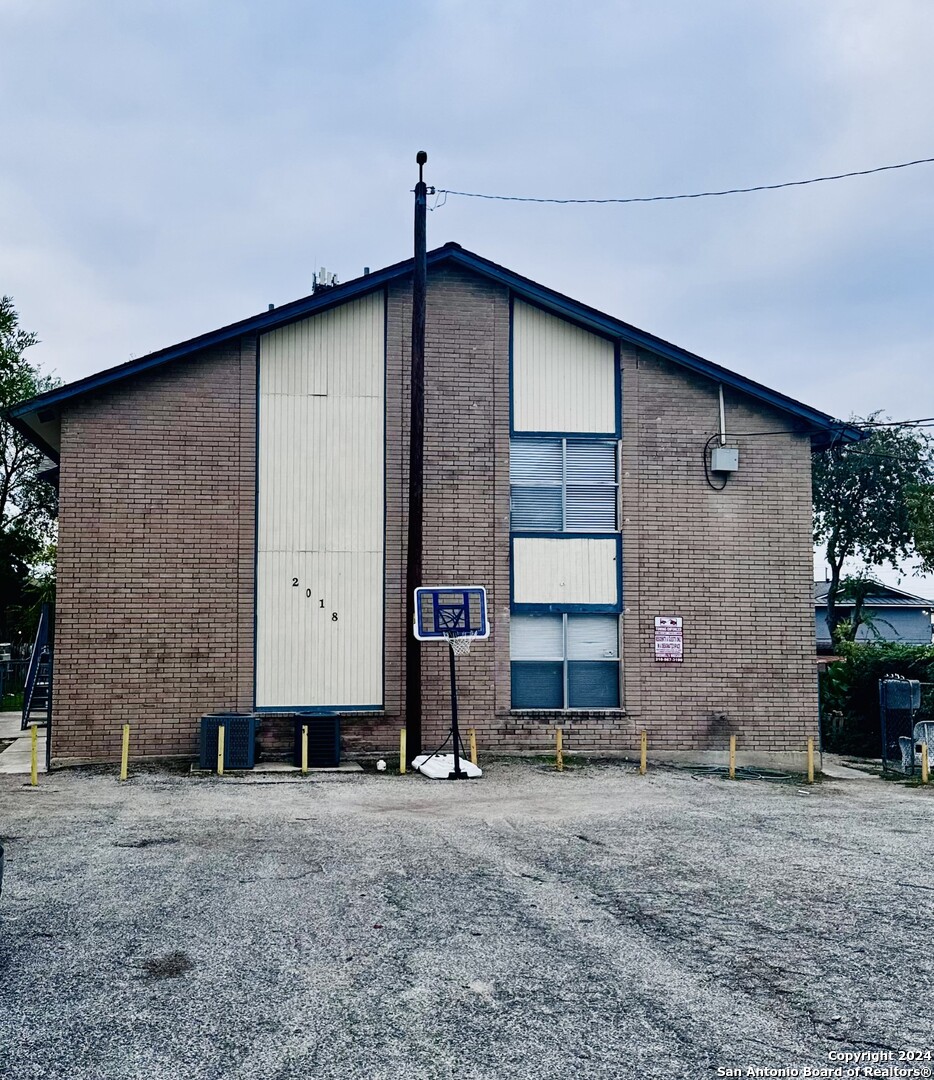 2018 Anchor Drive San Antonio TX 78213