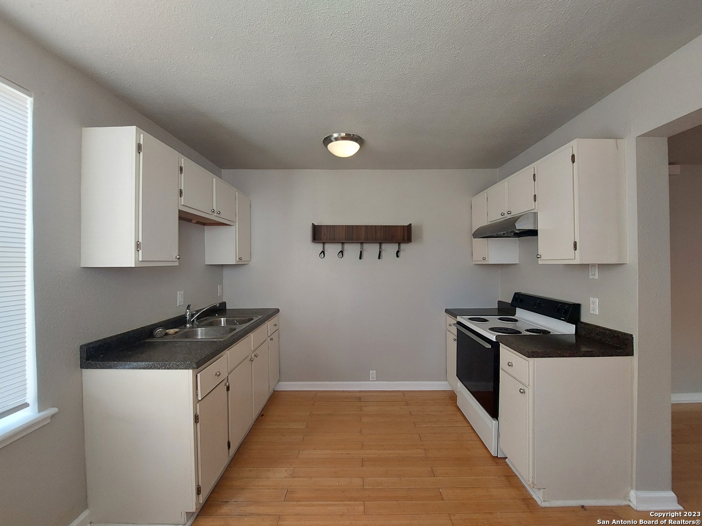 455 Eleanor Avenue San Antonio TX 78209