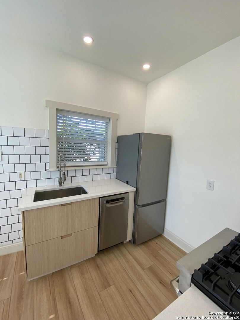 851 Texas Avenue San Antonio TX 78201