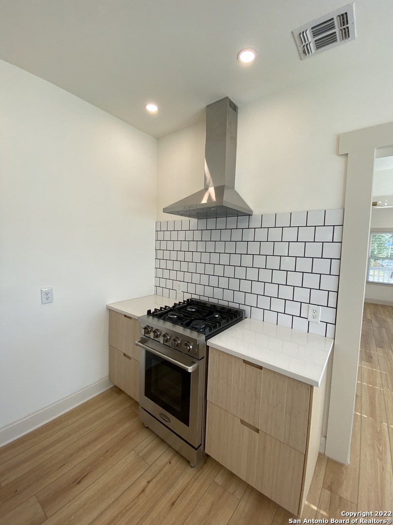 851 Texas Avenue San Antonio TX 78201