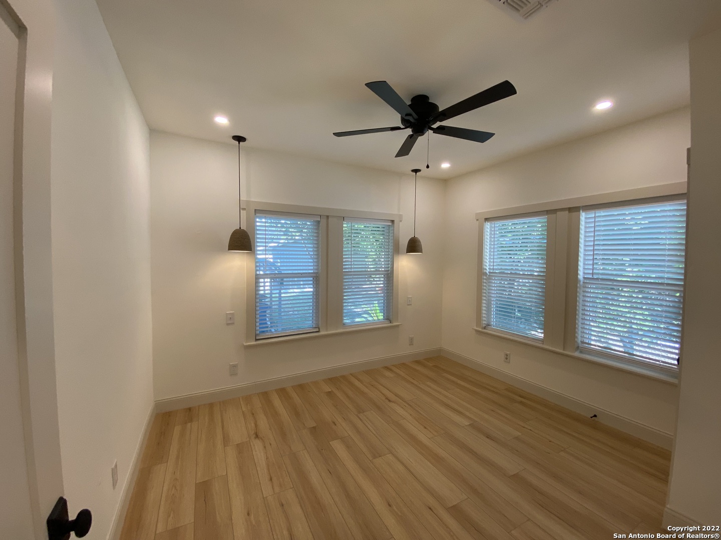 851 Texas Avenue San Antonio TX 78201