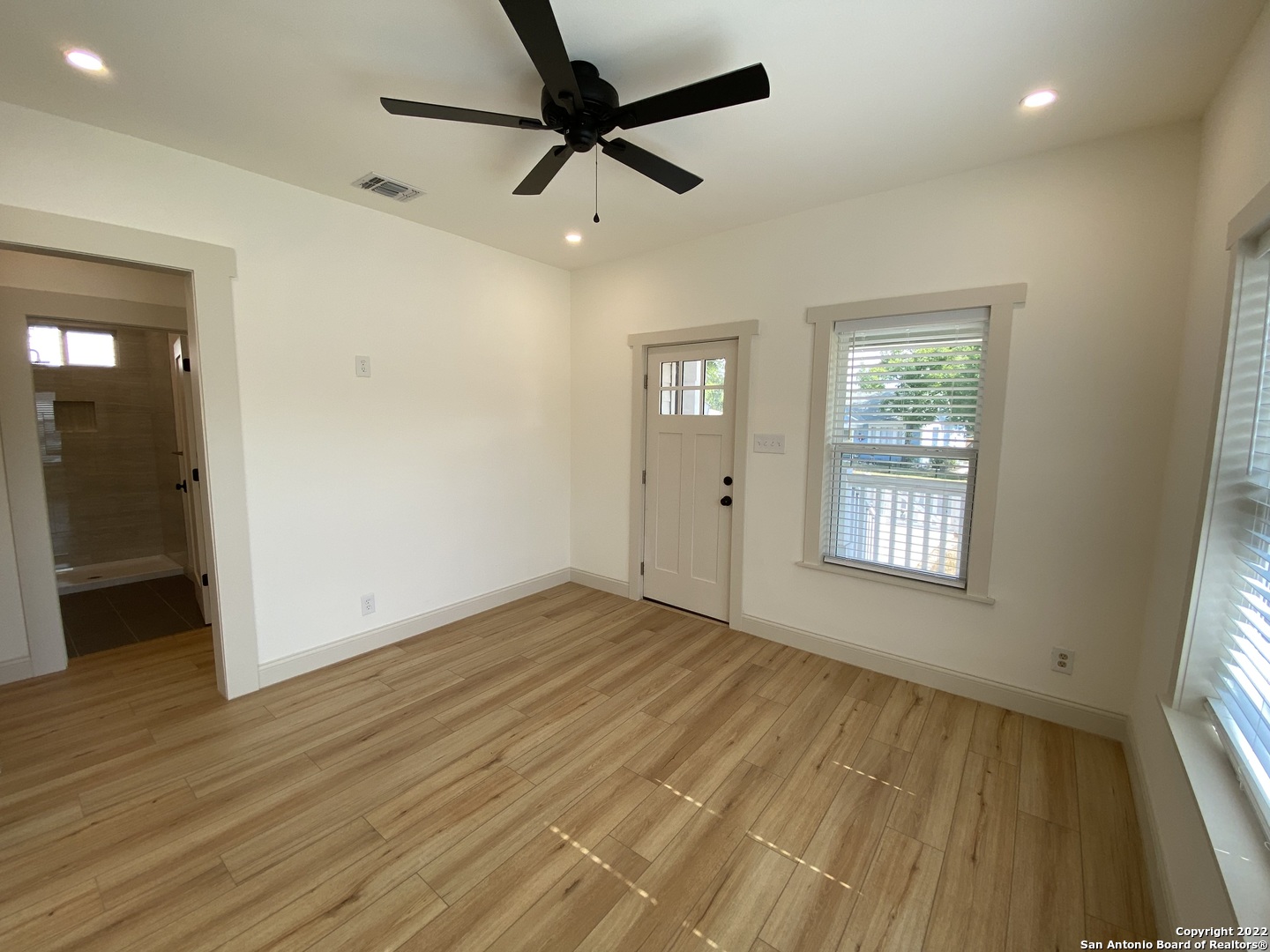 851 Texas Avenue San Antonio TX 78201