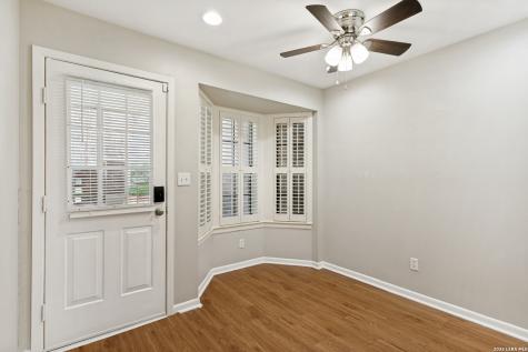 201 Ellwood #109 San Antonio TX 78209