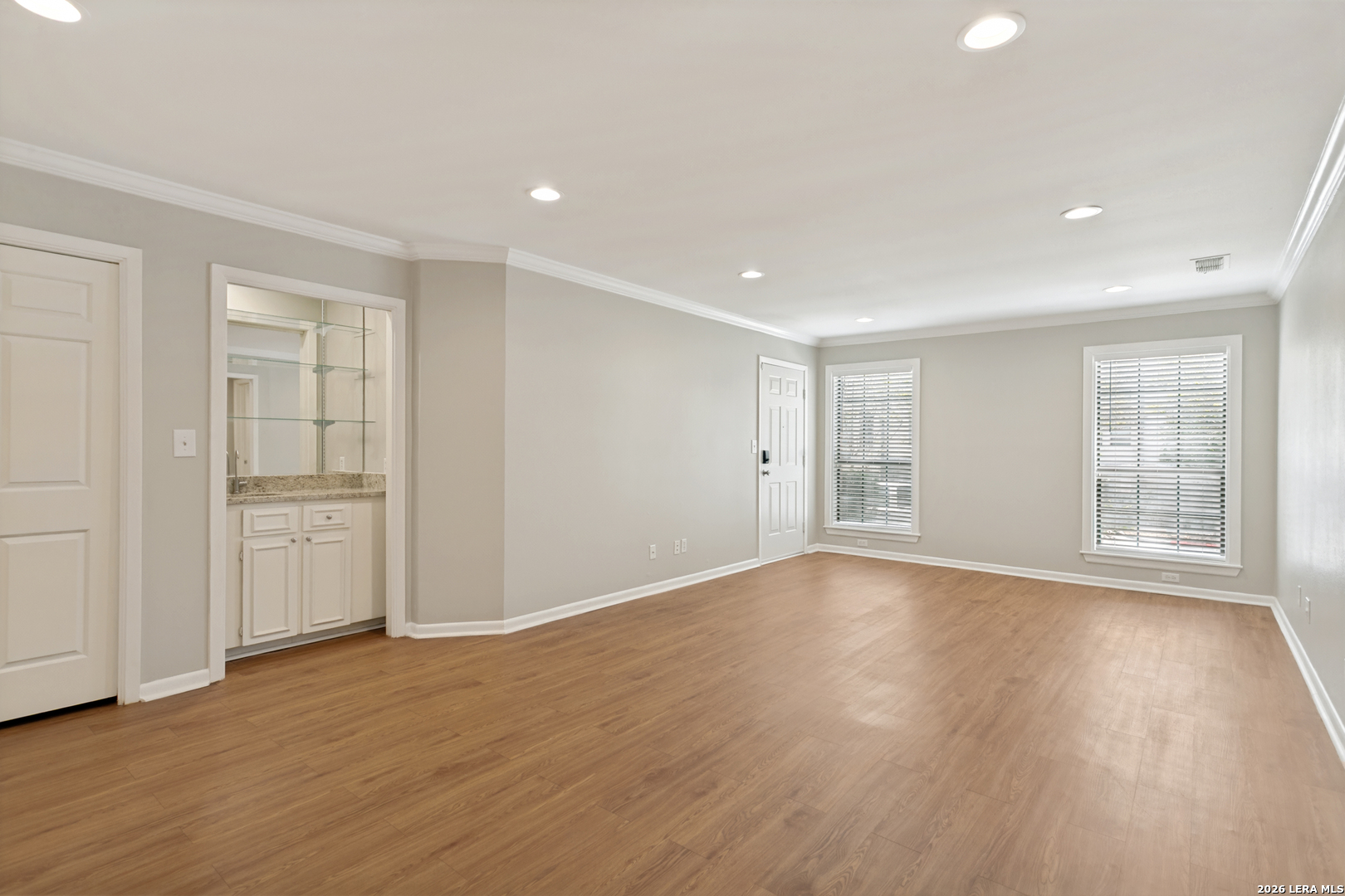 201 Ellwood #109 San Antonio TX 78209