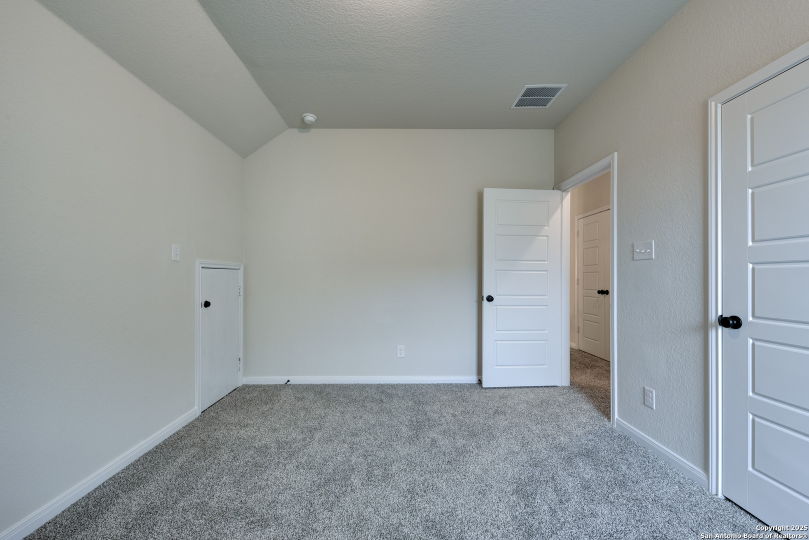 9007 Shady Mountain San Antonio TX 78254
