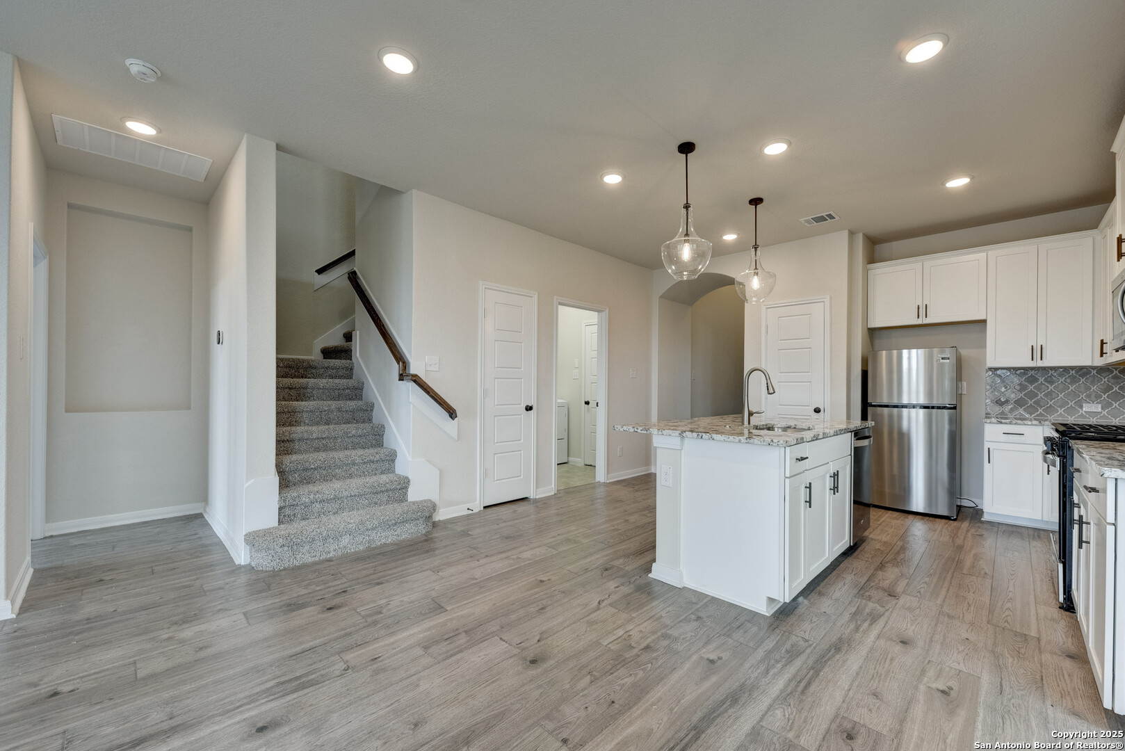 9007 Shady Mountain San Antonio TX 78254