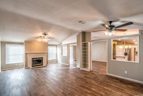 950 Rebecca Springs Spring Branch TX 78070