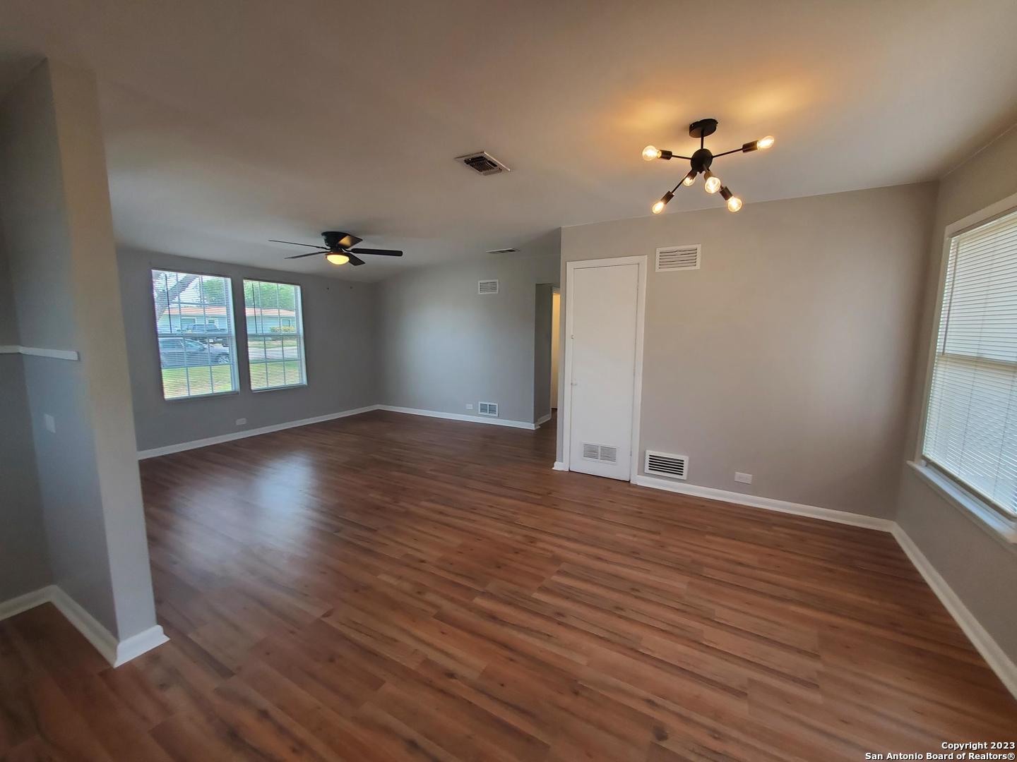 654 Santa Monica San Antonio TX 78212