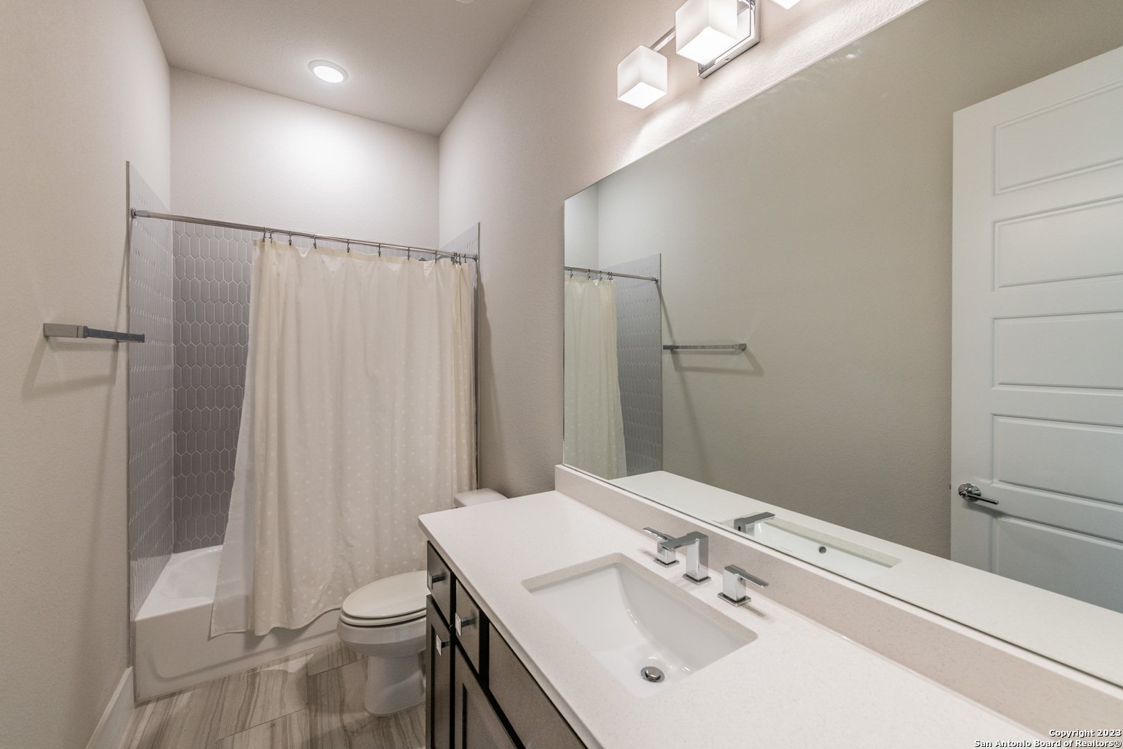 7203 Bella Cloud San Antonio TX 78256