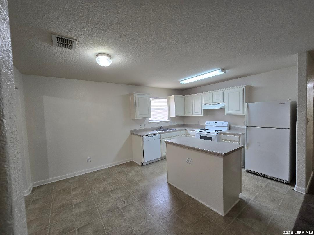 11207 Country Canyon San Antonio TX 78252