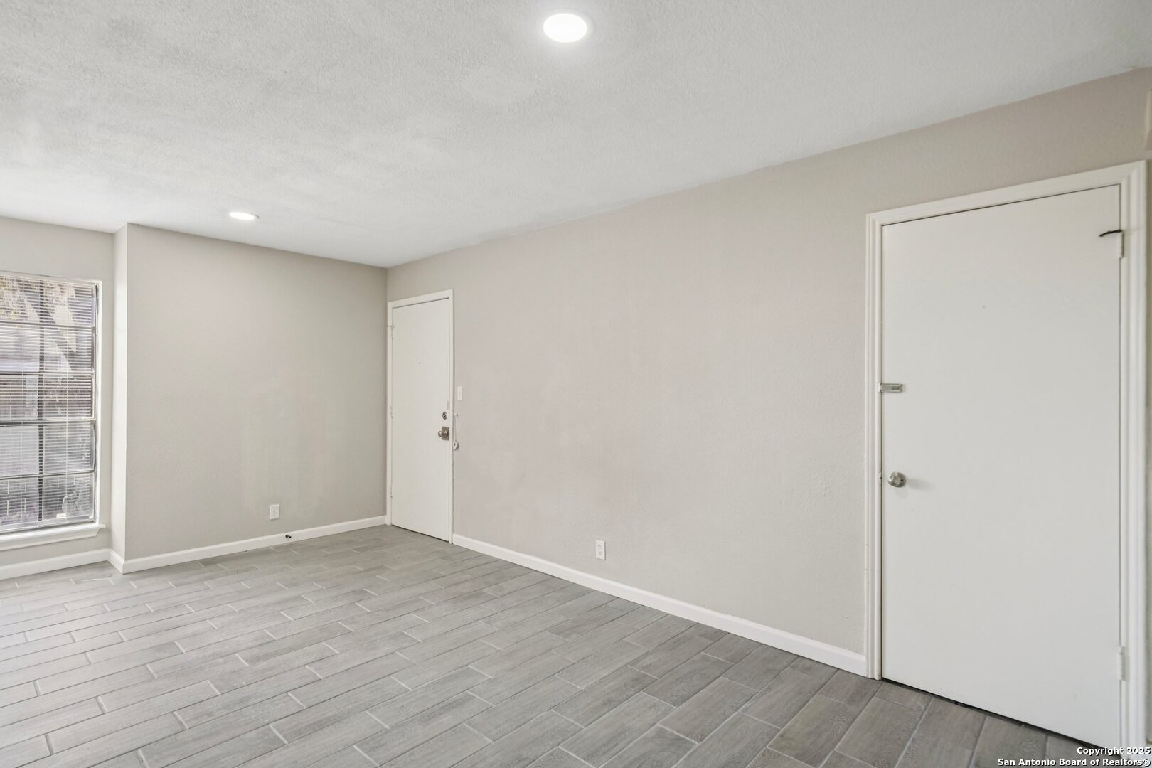10609 Starcrest Drive San Antonio TX 78217